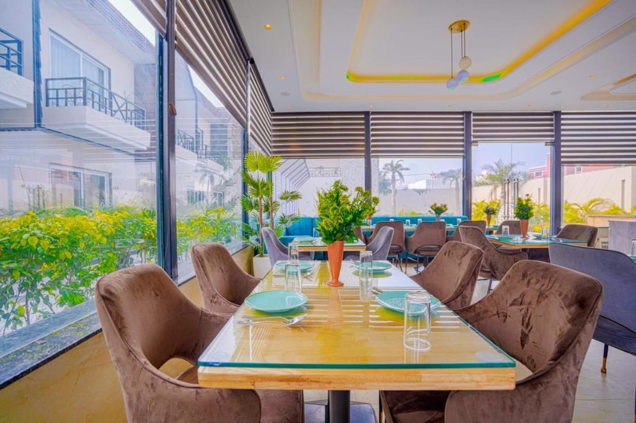 Greenwood Villa 암리차르 외부 사진